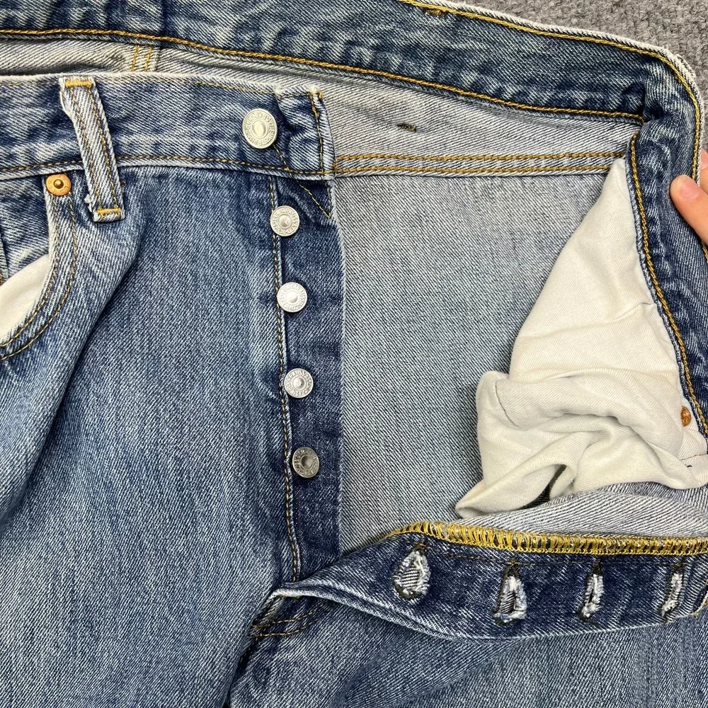 Levi's 501 Original Jeans Men's Denim Pockets Mid Rise Classic Straight‎ - 36x30